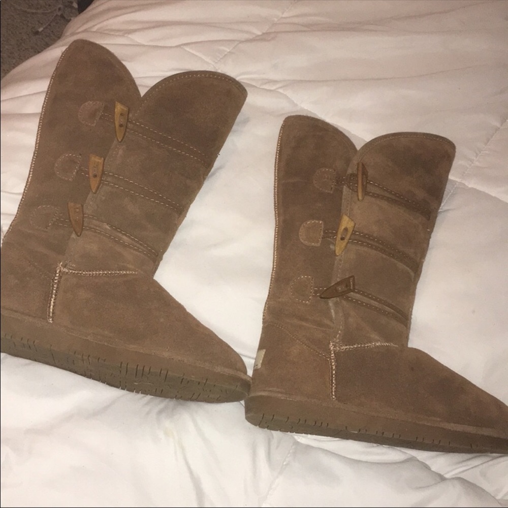 Size 9 bear paw